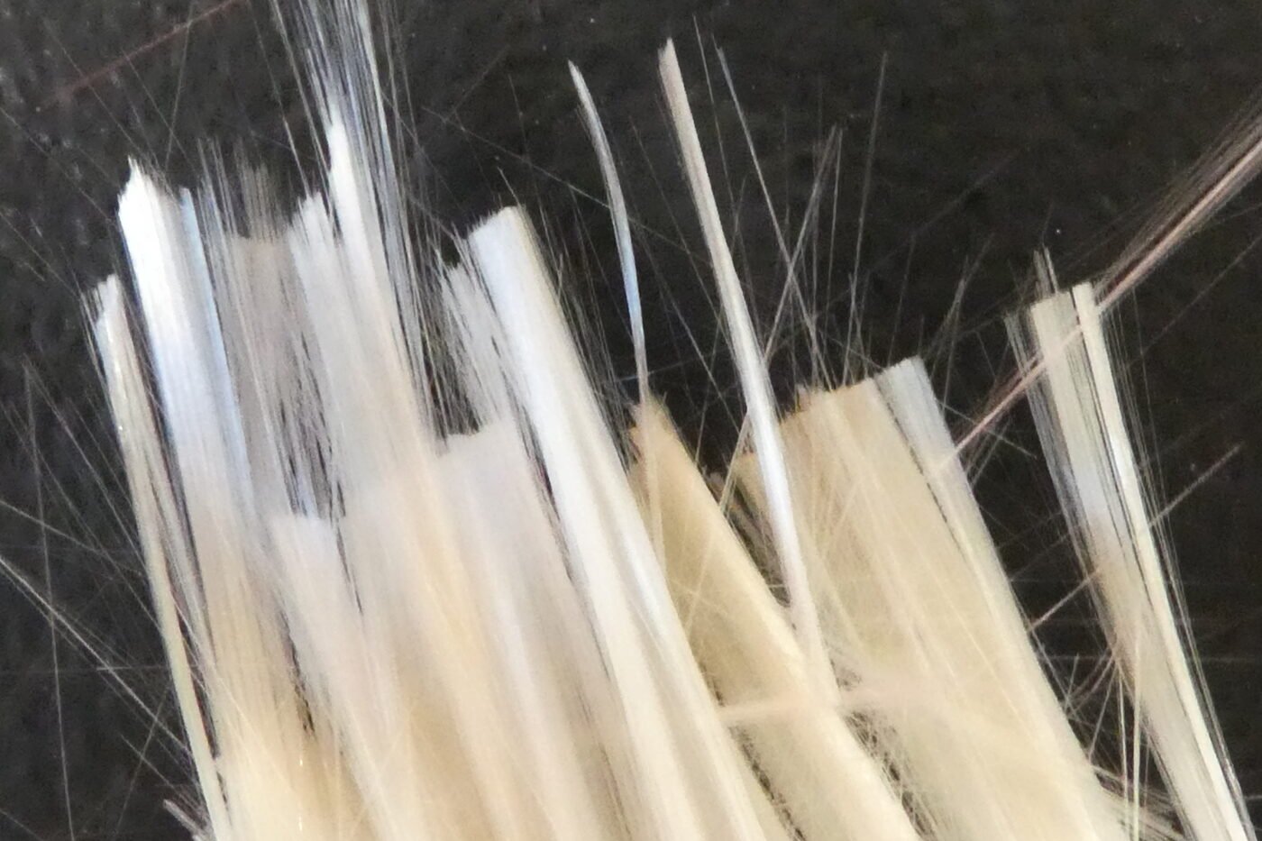 Macro photo of recovered glass fiber strands